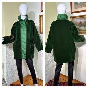 NWT Sissyme Green Velvet Floral Embroidered Evening Coat